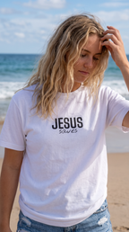 JESUS SAVES | Bold Faith Tee